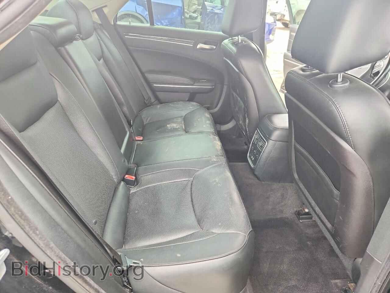 2016 CHRYSLER 300 - VIN: 2C3CCAKG5GH296065 - Photo 10
