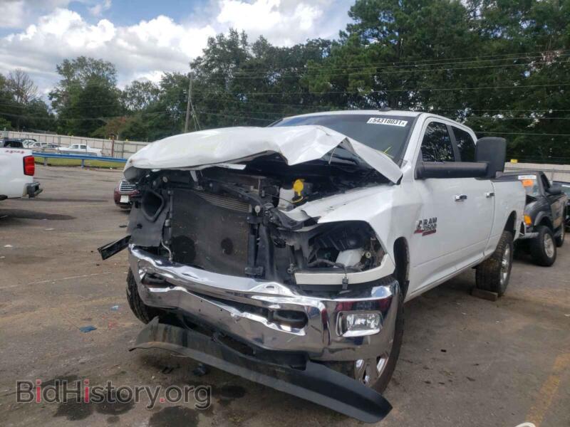 2015 RAM 2500 (VIN 3C6UR5DL2FG663302) — photo 2 of 10