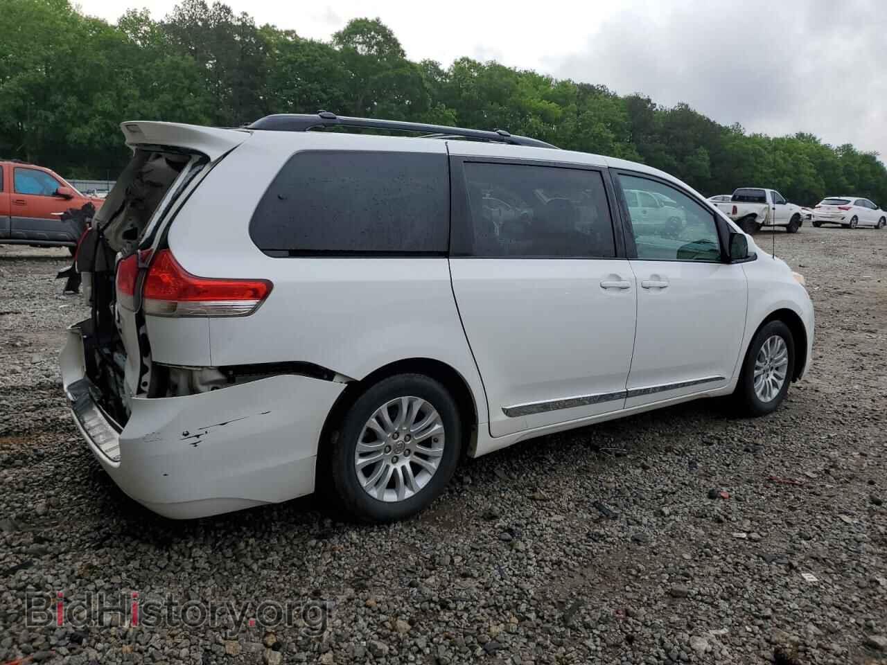 2014 TOYOTA All Models - VIN: 5TDYK3DC2ES450952 - Фото 3