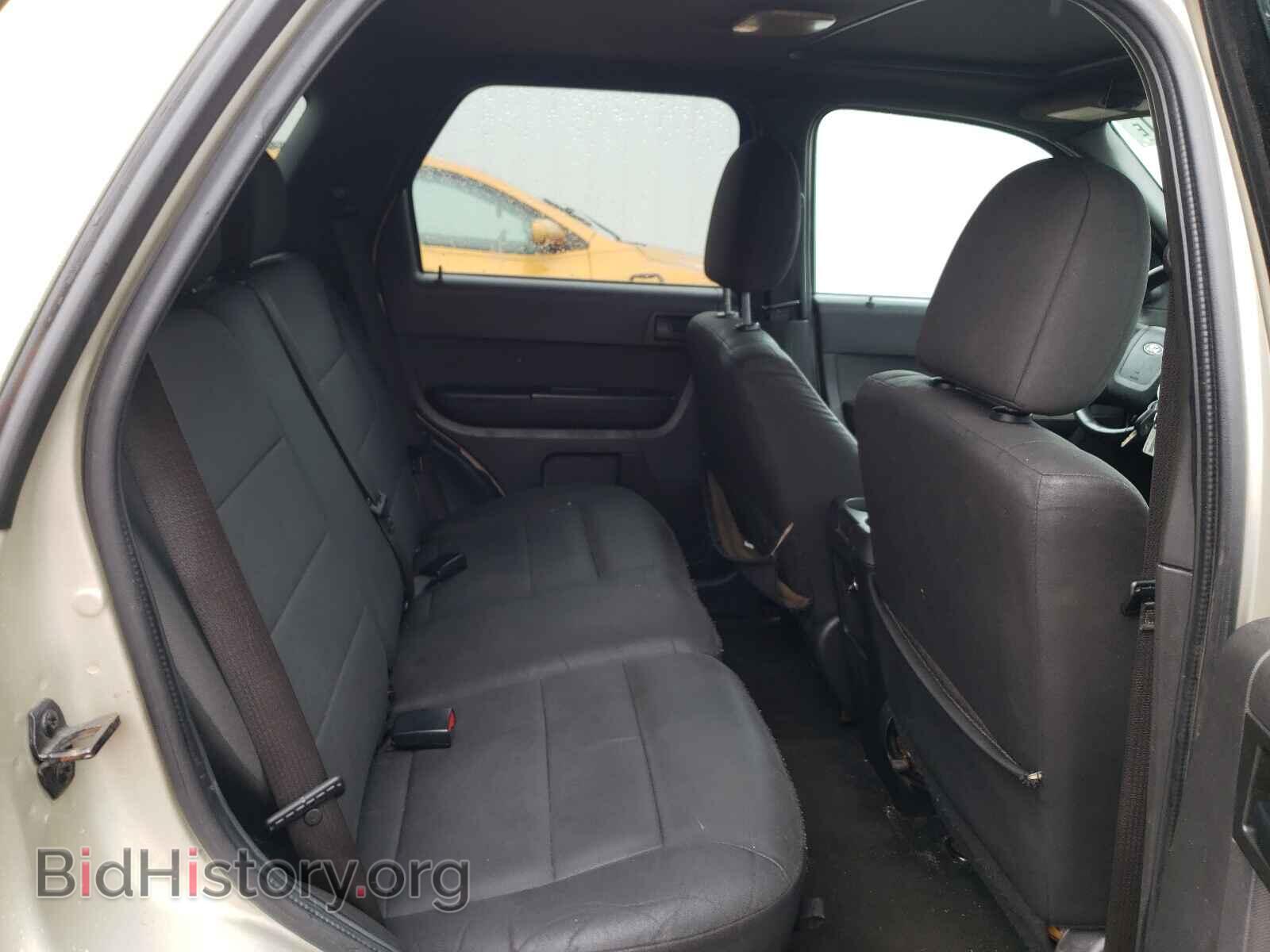 2011 FORD ESCAPE - VIN: 1FMCU0D70BKB77868 - Фото 6