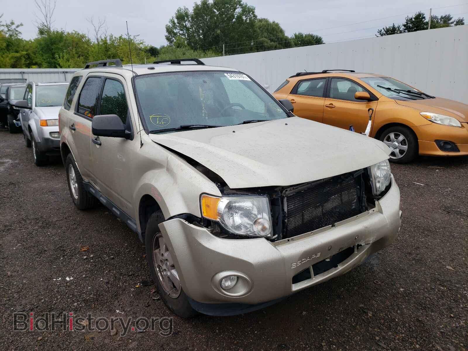 2011 FORD ESCAPE - VIN: 1FMCU0D70BKB77868 - Фото 9