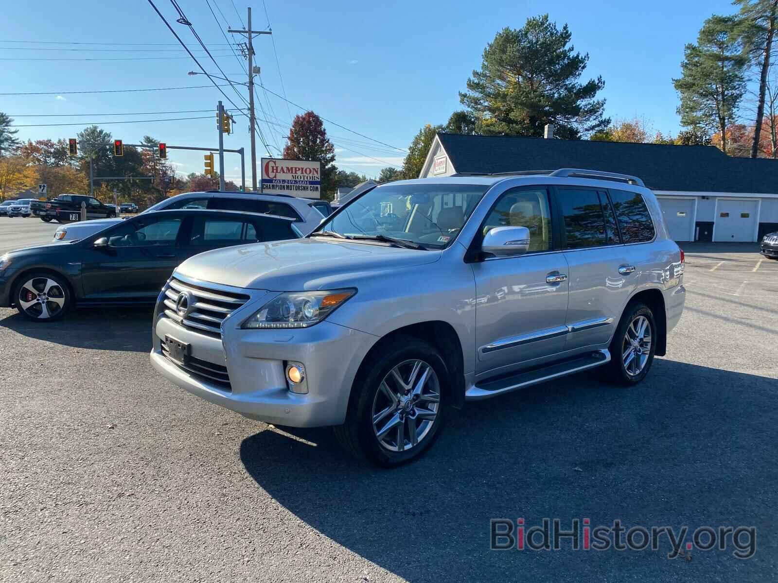 Photo JTJHY7AX6D4099225 - LEXUS LX570 2013