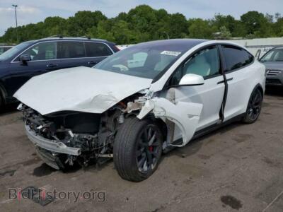 2023 Tesla MODEL X, белый — VIN 7SAXCBE65PF384998, Copart