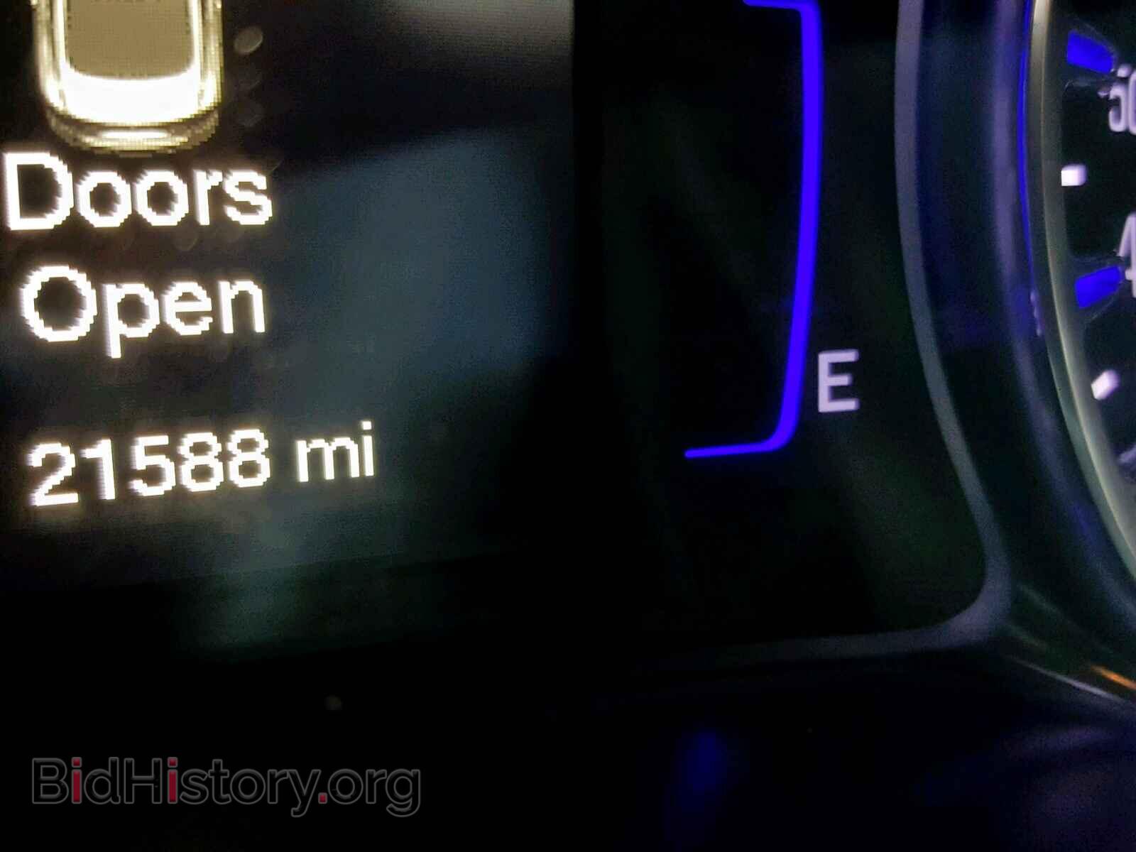 2016 CHRYSLER 200 - VIN: 1C3CCCAB1GN194271 - Фото 8