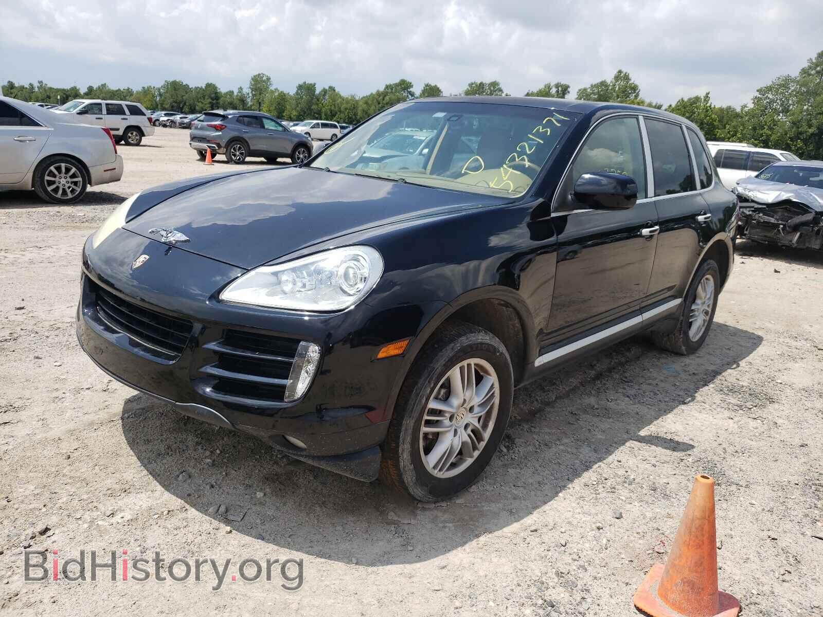 2010 PORSCHE CAYENNE - VIN: WP1AA2AP7ALA01749 - Photo 2