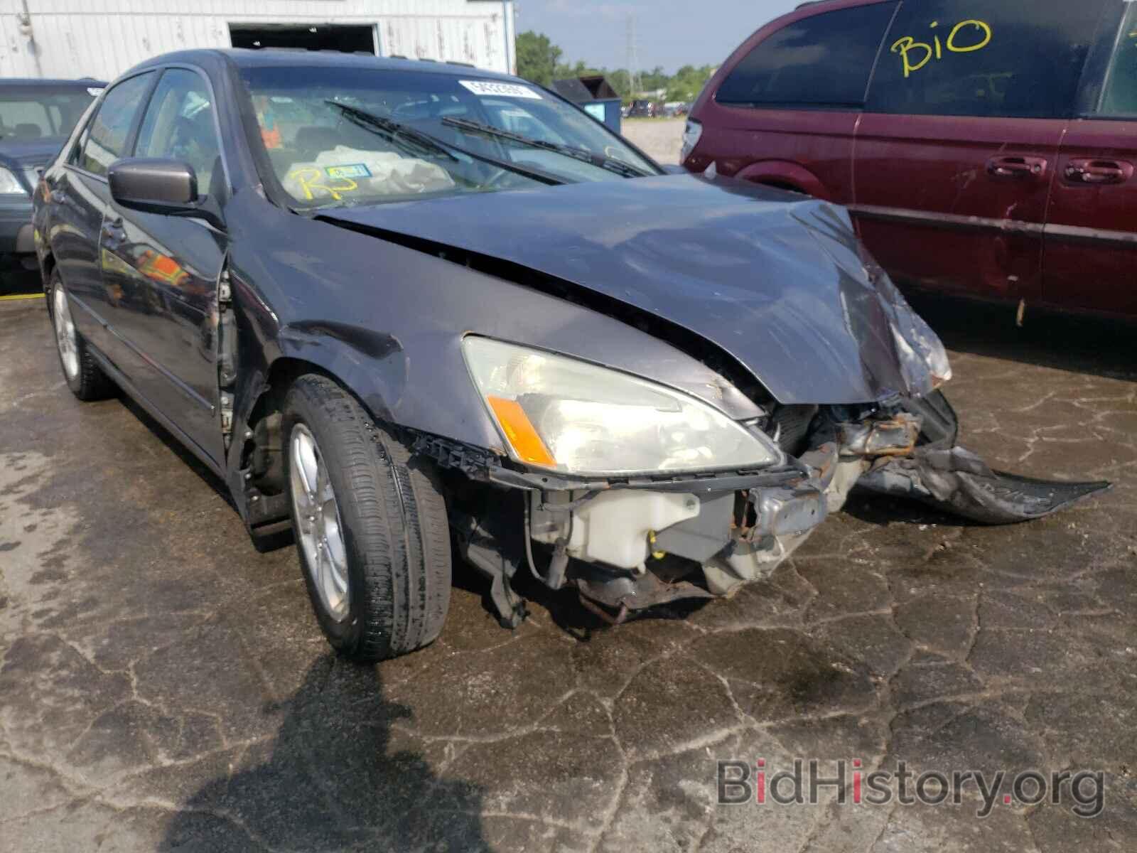 Photo 1HGCM56817A064968 - HONDA ACCORD 2007