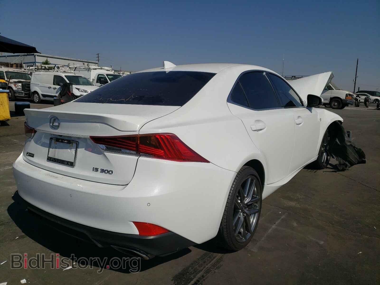 2019 LEXUS IS - VIN: JTHBA1D20K5093954 - Фото 4