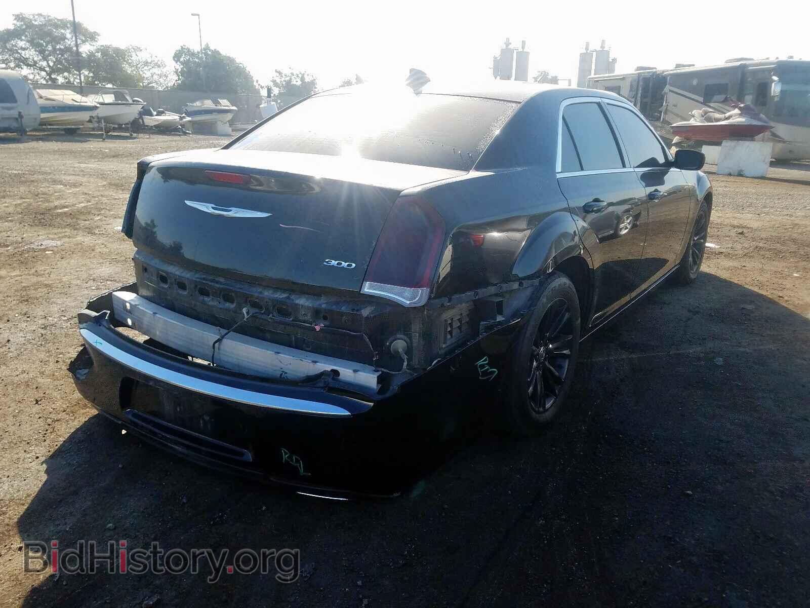 2017 CHRYSLER 300 - VIN: 2C3CCAAG9HH631492 - Фото 4