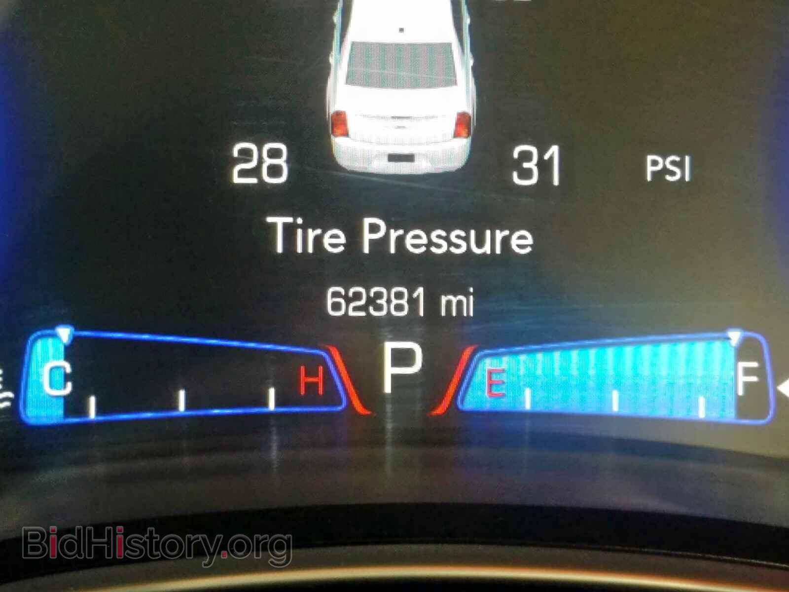 2017 CHRYSLER 300 - VIN: 2C3CCAAG9HH631492 - Фото 8