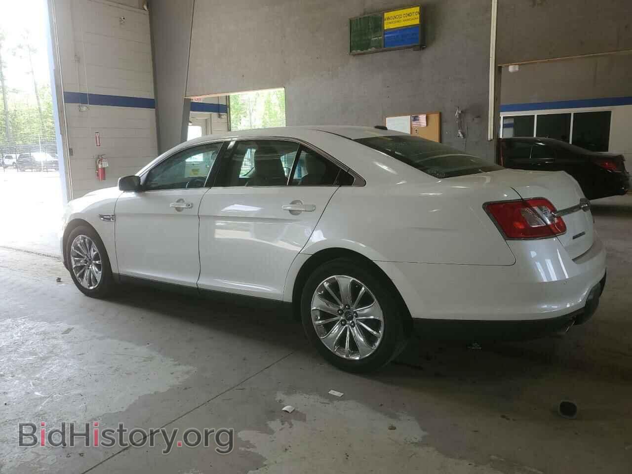 2011 FORD TAURUS - VIN: 1FAHP2FW5BG135142 - Фото 2
