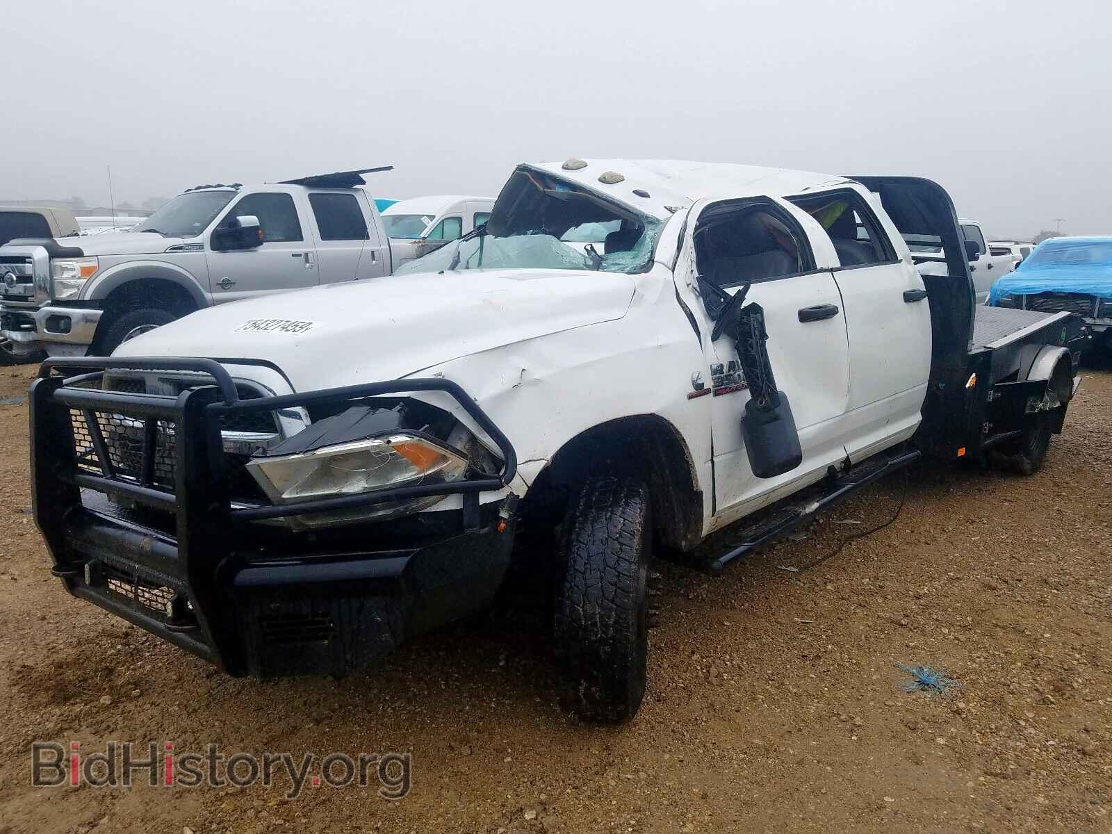 2013 RAM 3500 - VIN: 3C7WRTCL2DG529347 - Photo 2