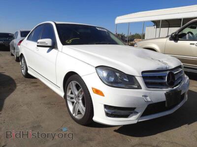 2013 Mercedes-Benz C-CLASS C 250, white — VIN WDDGF4HB9DA856123, Copart