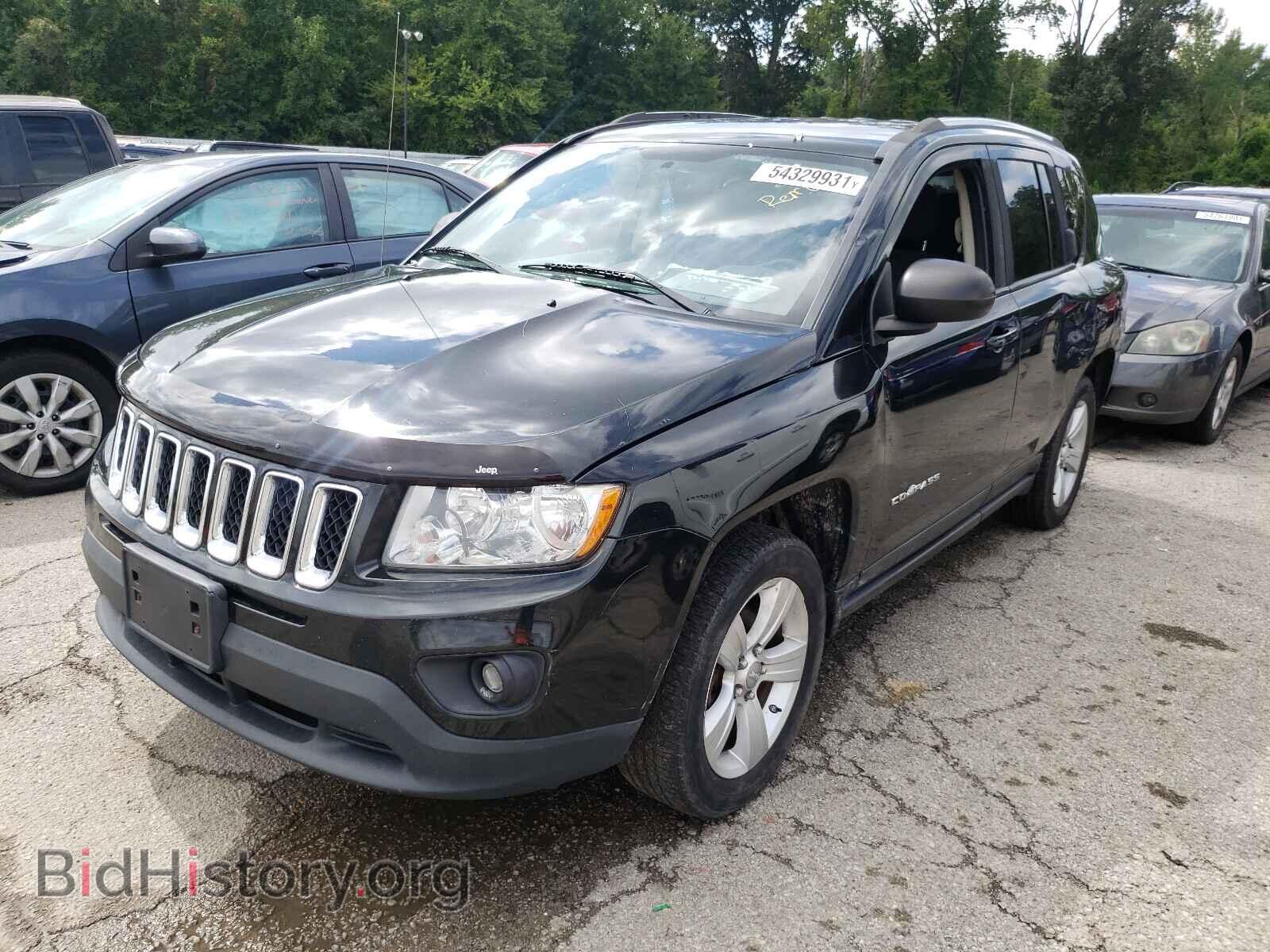 2013 JEEP COMPASS - VIN: 1C4NJDEB2DD145821 - Photo 2