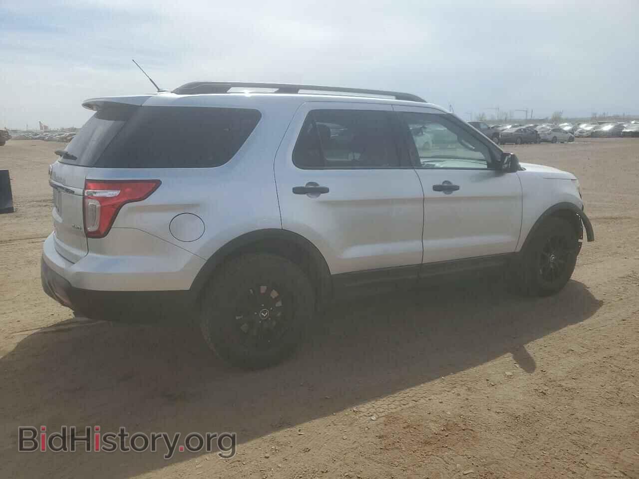 2011 FORD EXPLORER - VIN: 1FMHK8B83BGA28556 - Фото 3