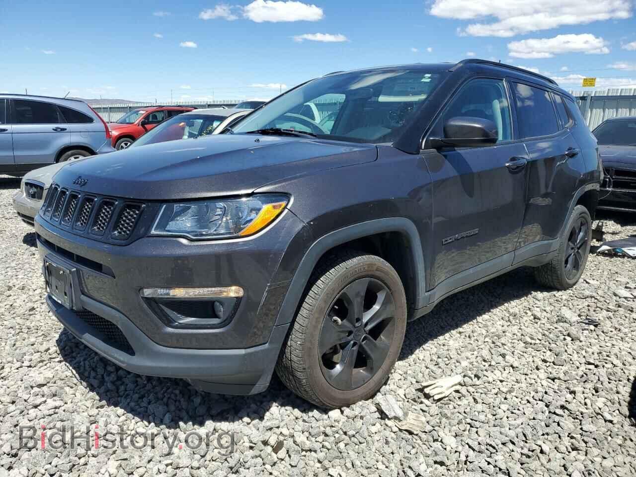 Фотография 3C4NJDBB5JT453379 - JEEP COMPASS 2018
