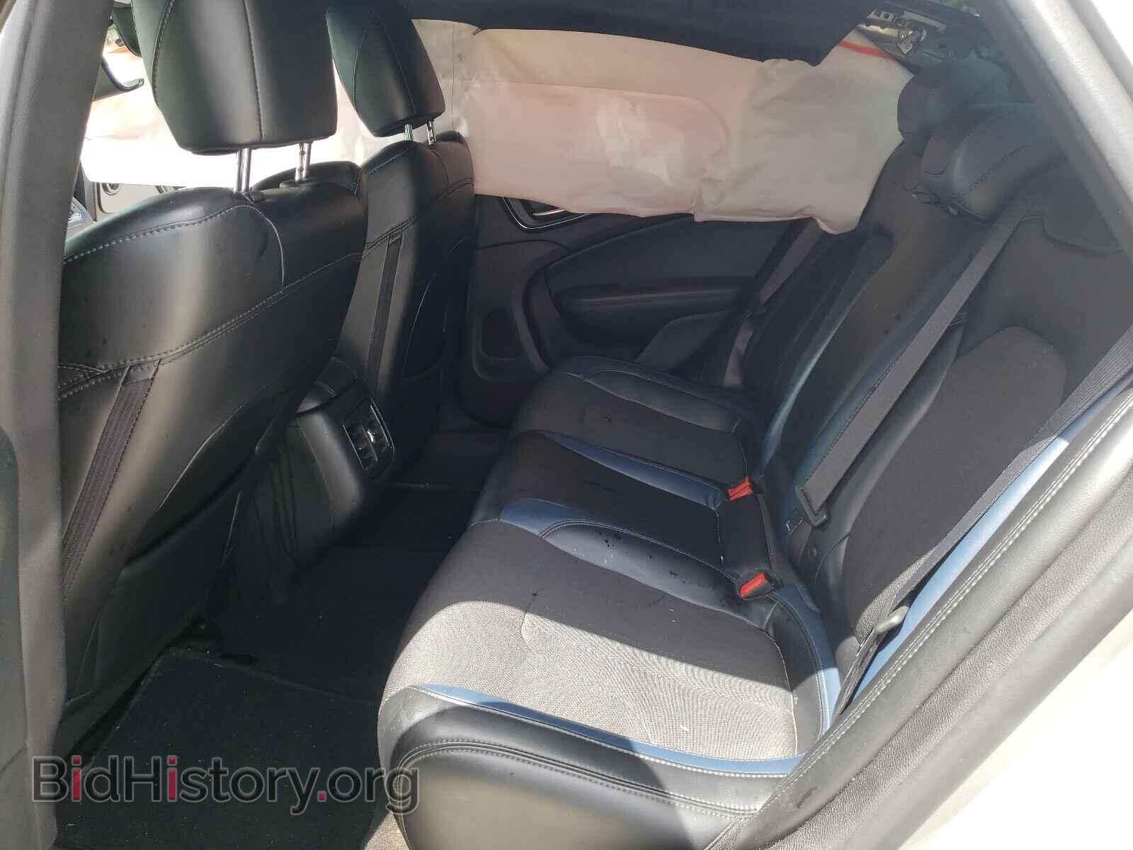 2016 CHRYSLER 200 - VIN: 1C3CCCBB8GN117539 - Фото 6