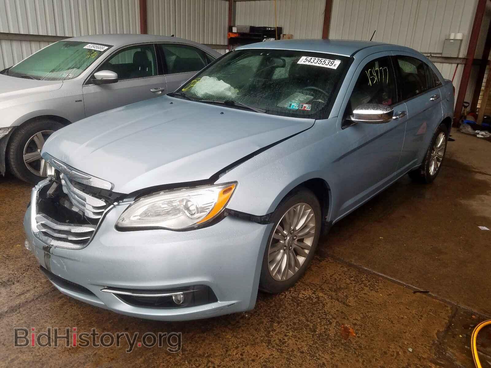 2012 CHRYSLER 200 - VIN: 1C3CCBCG0CN144393 - Фото 2