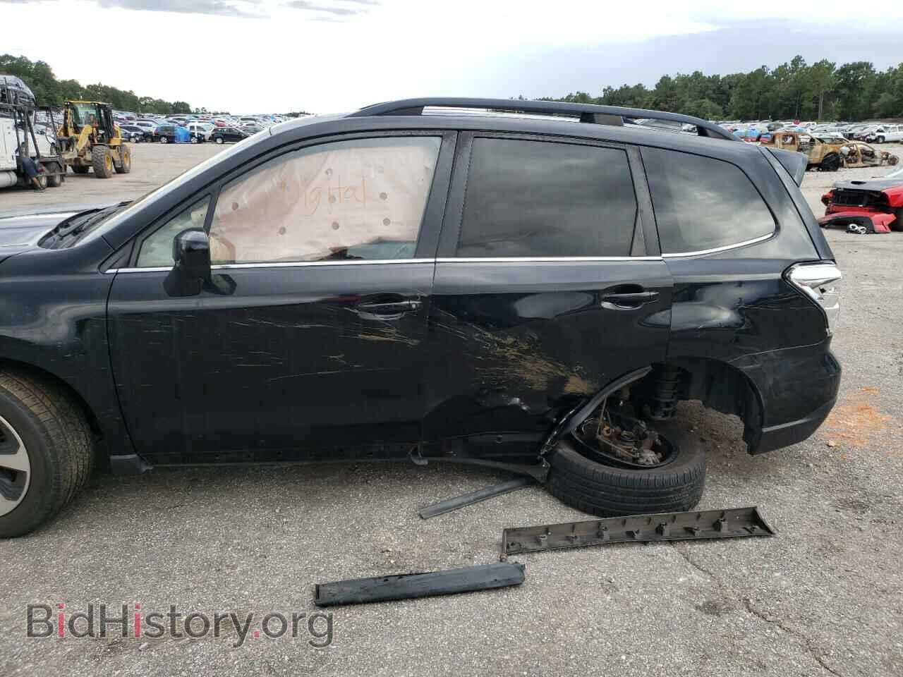 2017 SUBARU FORESTER - VIN: JF2SJARC1HH437061 - Фото 9