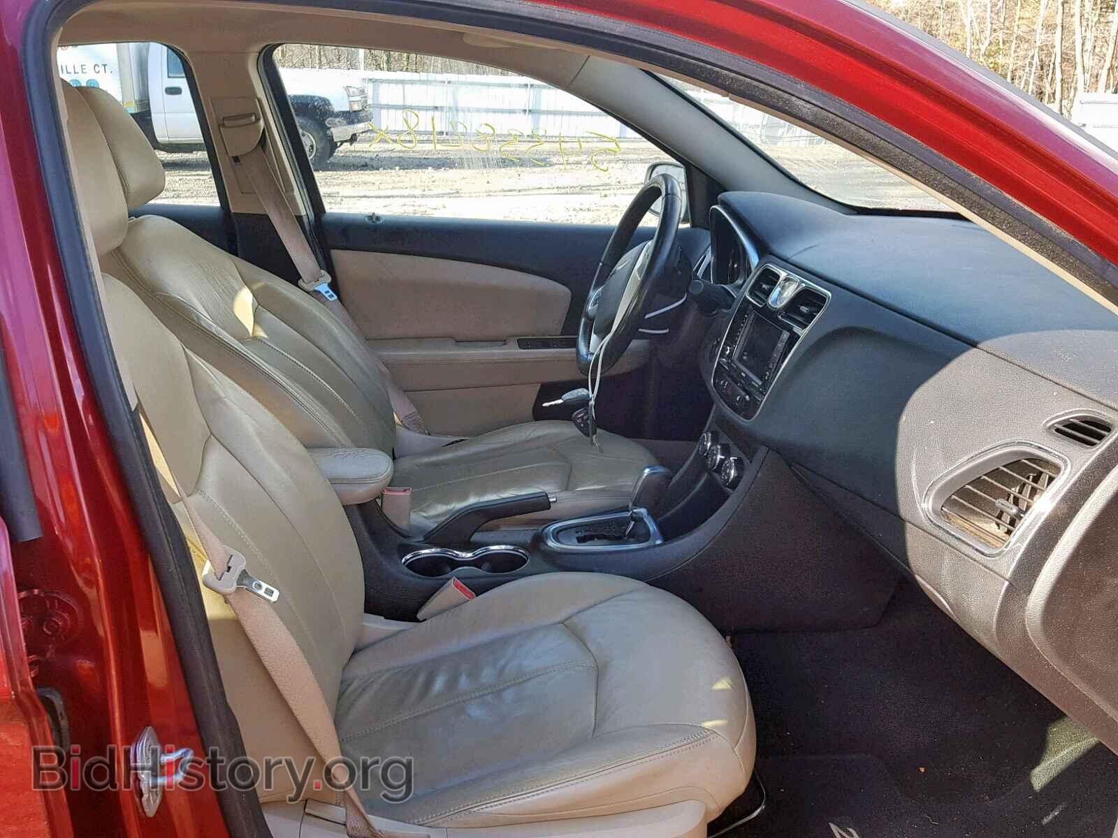 2011 CHRYSLER 200 - VIN: 1C3BC2FGXBN582604 - Фото 5
