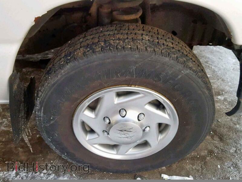2010 Ford ECONOLINE (VIN 1FTNE2EL7ADA11030) — photo 9 of 10