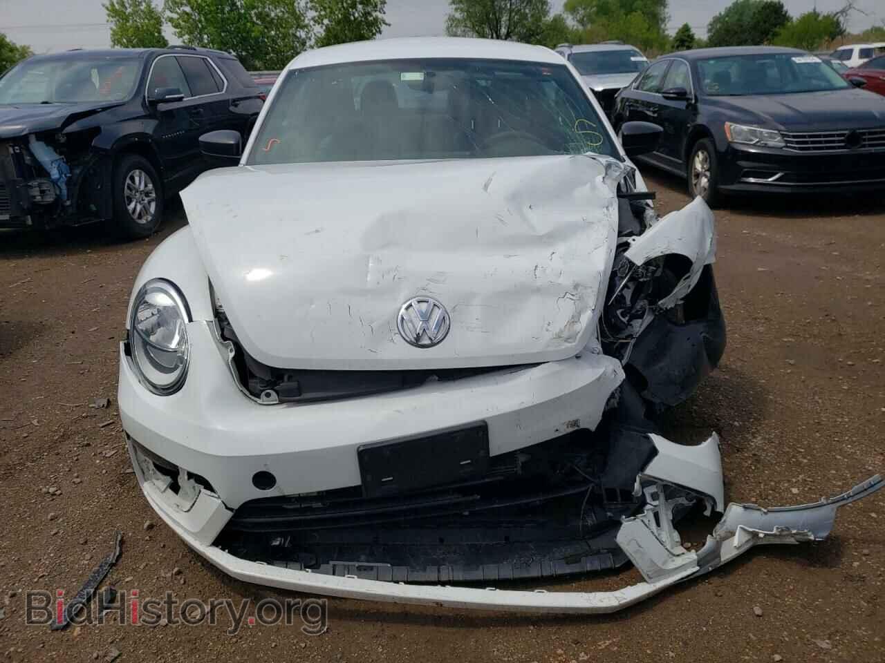 2017 VOLKSWAGEN BEETLE - VIN: 3VWF17AT1HM628180 - Фото 5