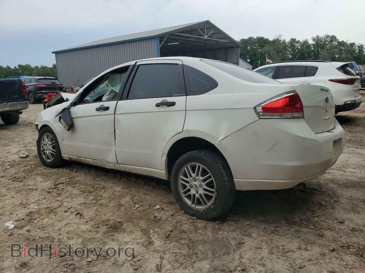 2009 FORD FOCUS - VIN: 1FAHP35NX9W155093 - Фото 2