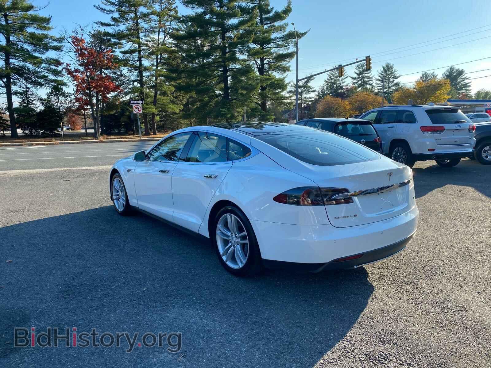 2014 TESLA MODEL S - VIN: 5YJSA1H16EFP35972 - Фото 4