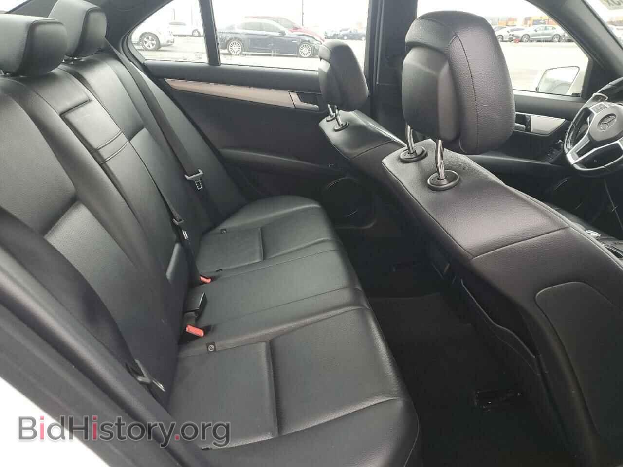 2012 MERCEDES-BENZ C-CLASS - VIN: WDDGF4HB5CR229418 - Фото 10