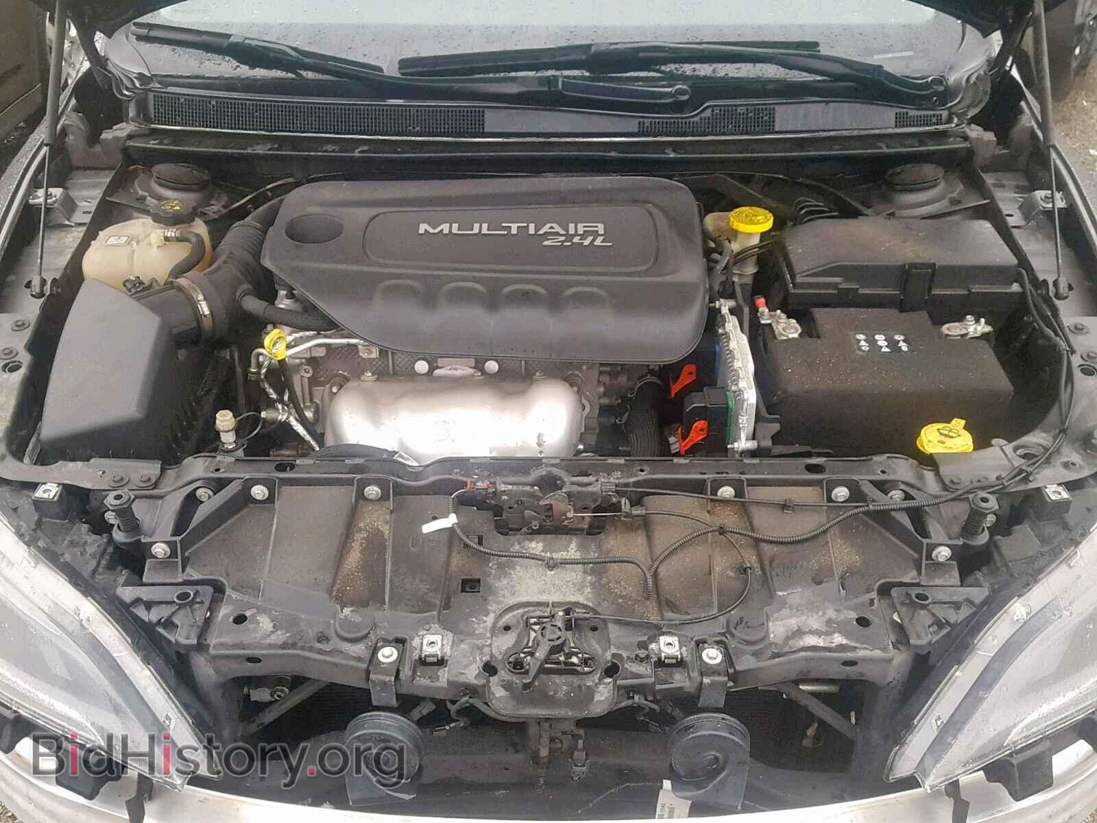 2016 CHRYSLER 200 - VIN: 1C3CCCABXGN155694 - Фото 7
