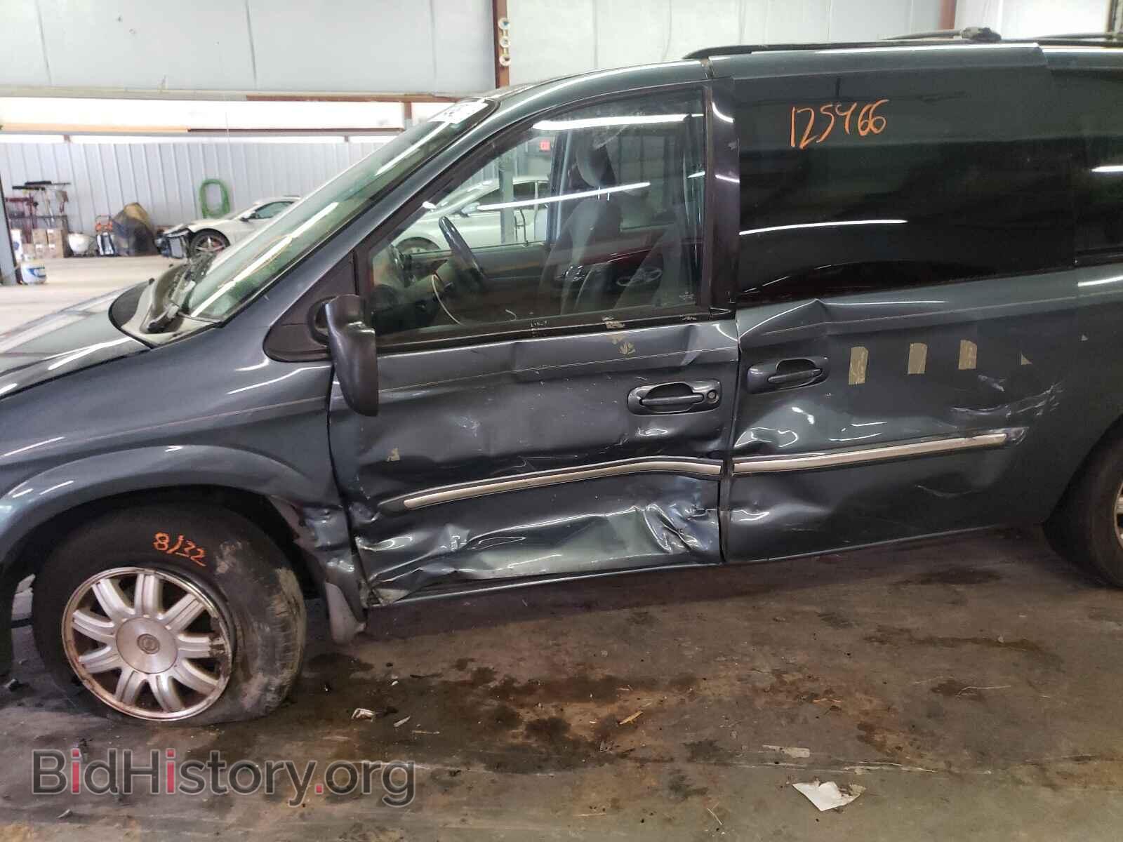 2006 CHRYSLER MINIVAN - VIN: 2A4GP54L56R818540 - Фото 9