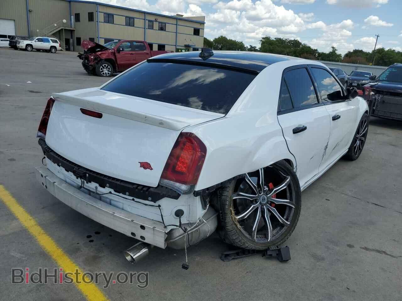 2018 CHRYSLER 300 - VIN: 2C3CCAGG3JH267549 - Фото 4