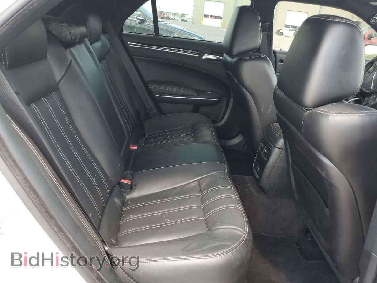 2018 CHRYSLER 300 - VIN: 2C3CCAGG3JH267549 - Фото 6