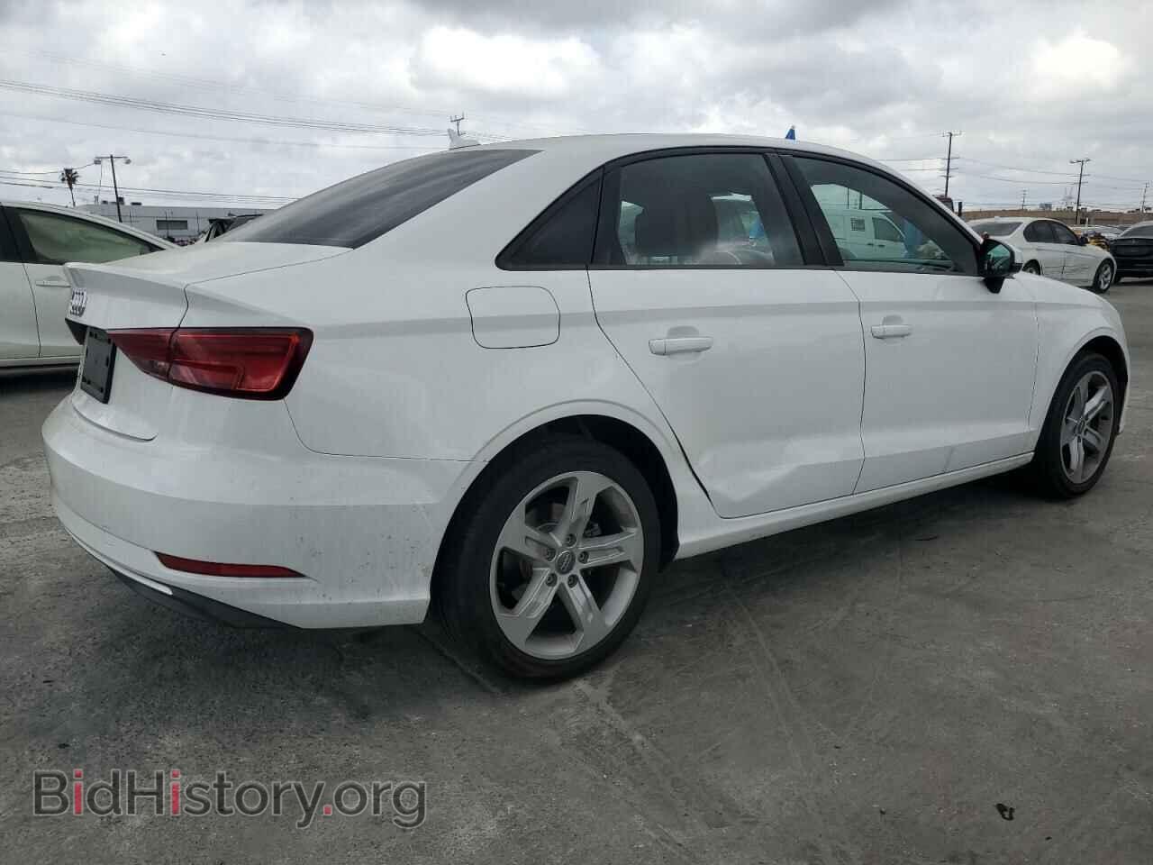 2018 AUDI A3 - VIN: WAUAUHFF1J1054838 - Фото 3