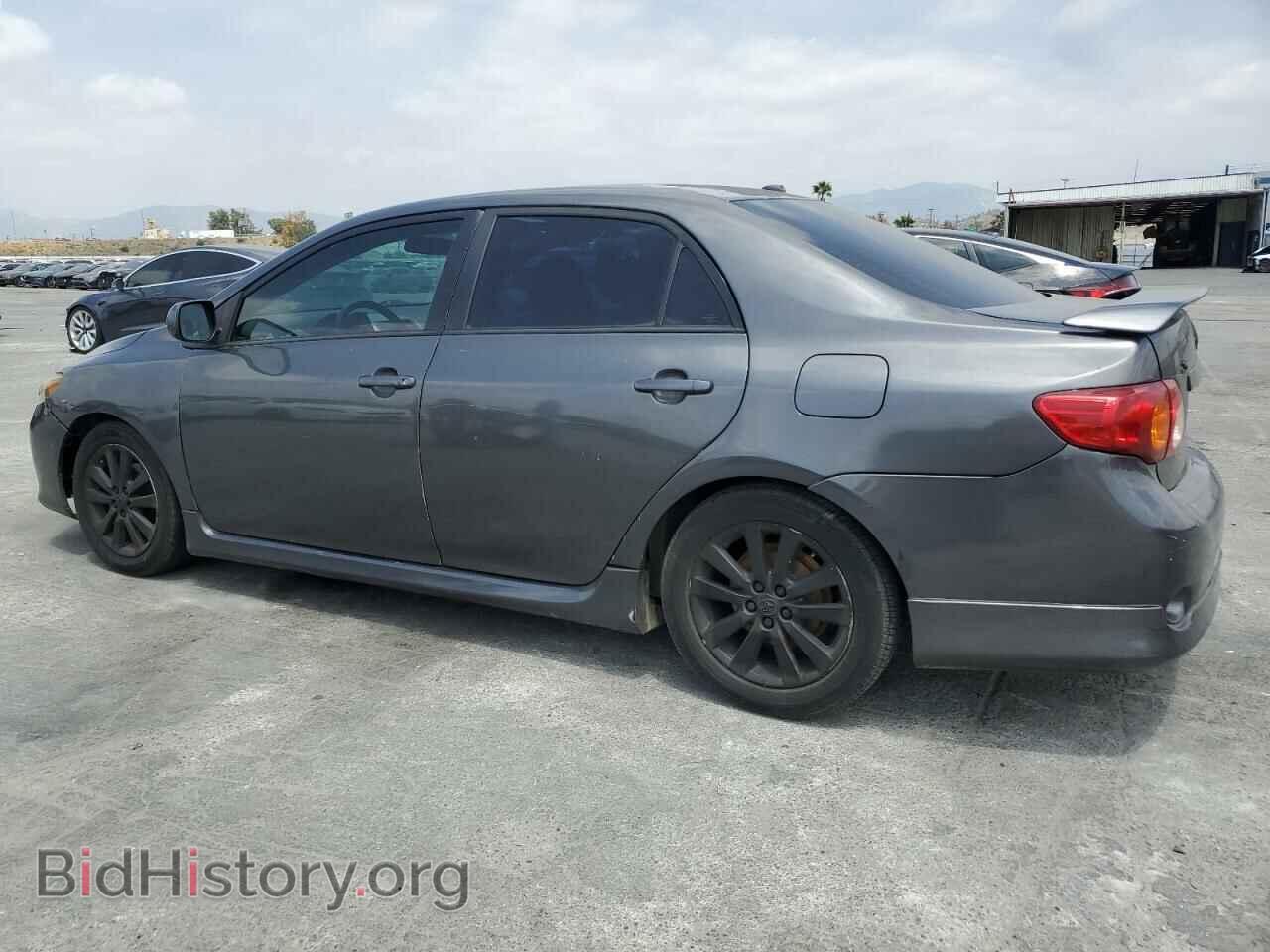 2010 TOYOTA COROLLA - VIN: 2T1BU4EE7AC435906 - Фото 2