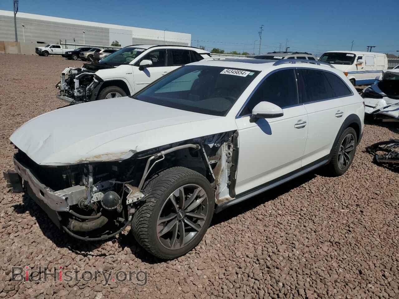 Photo WA17NAF47HA064178 - AUDI A4 2017