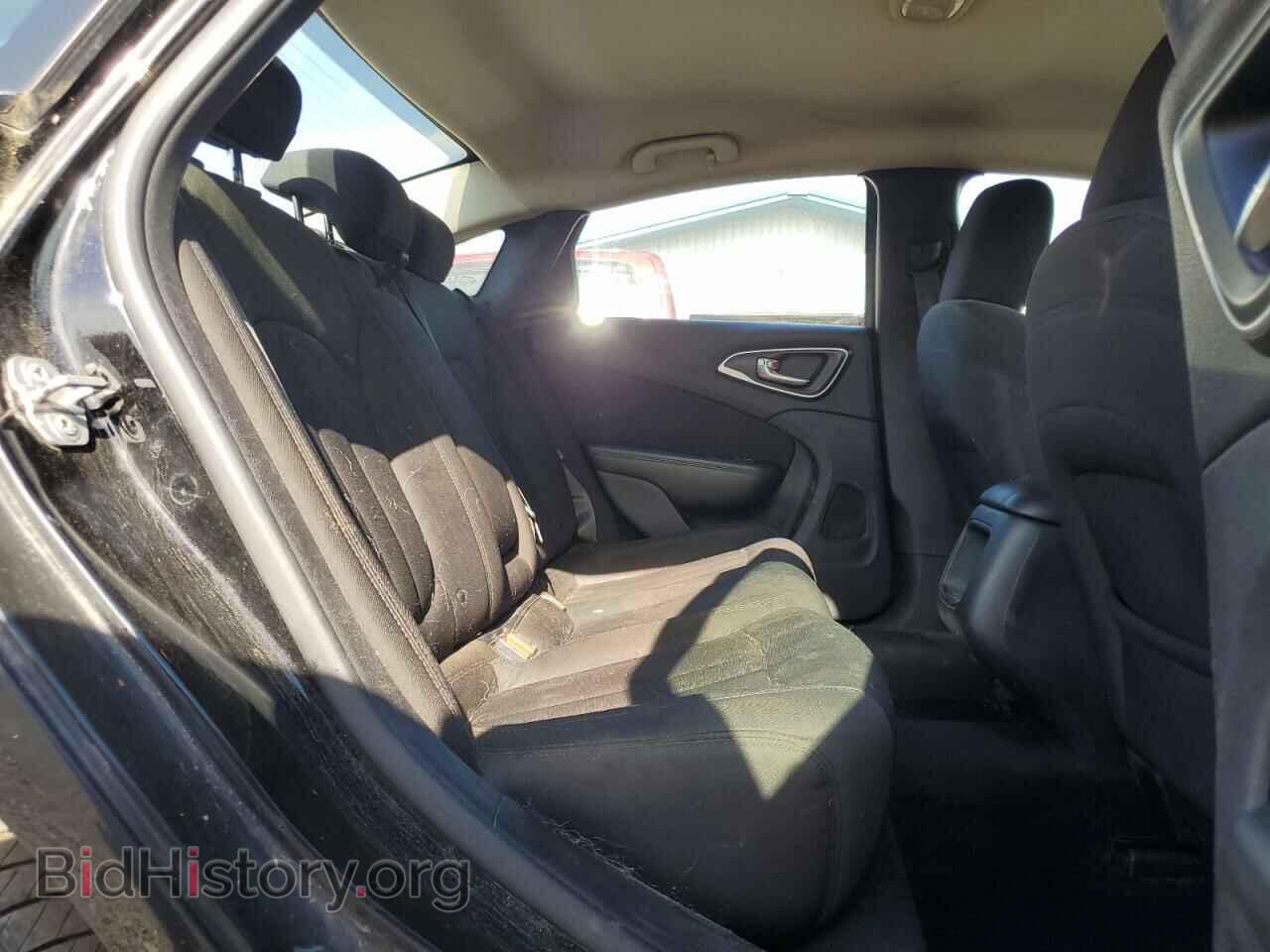 2015 CHRYSLER 200 - VIN: 1C3CCCAB1FN571003 - Фото 10