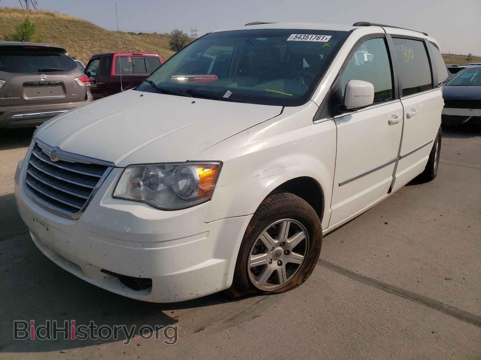 2010 CHRYSLER MINIVAN - VIN: 2A4RR5D13AR306706 - Фото 2