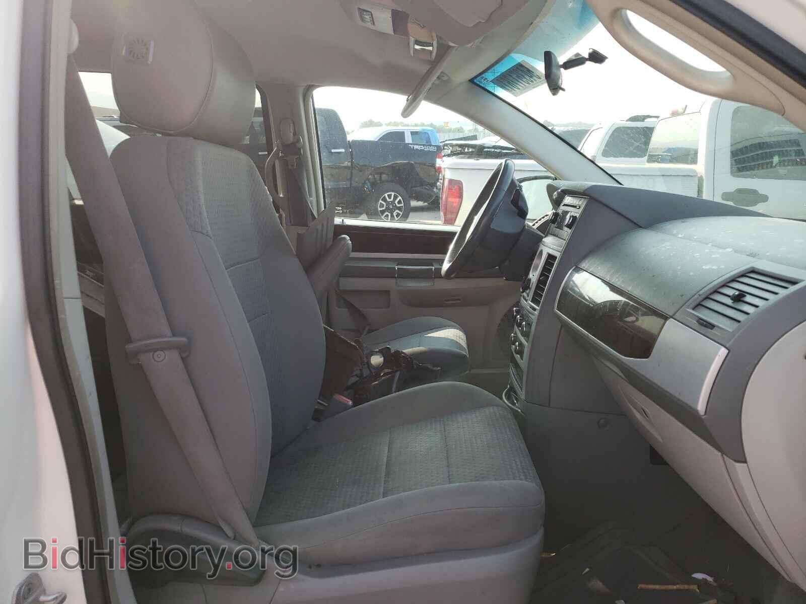 2010 CHRYSLER MINIVAN - VIN: 2A4RR5D13AR306706 - Фото 5