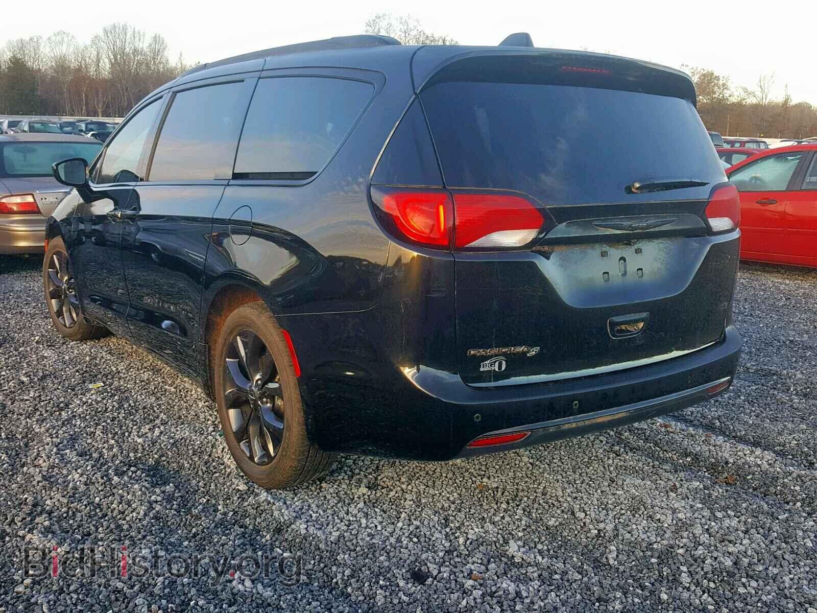 2018 CHRYSLER PACIFICA T - VIN: 2C4RC1BG9JR165101 - Фото 3