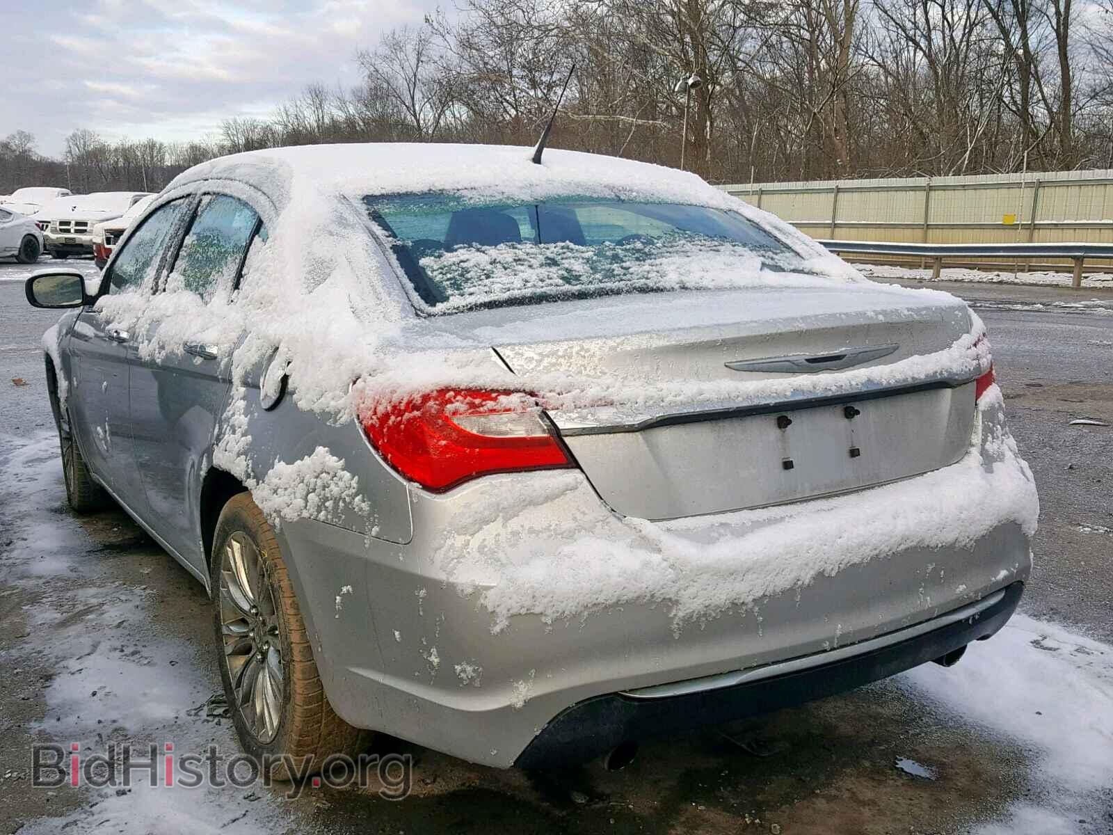 2011 CHRYSLER 200 - VIN: 1C3BC2FG0BN526784 - Фото 3