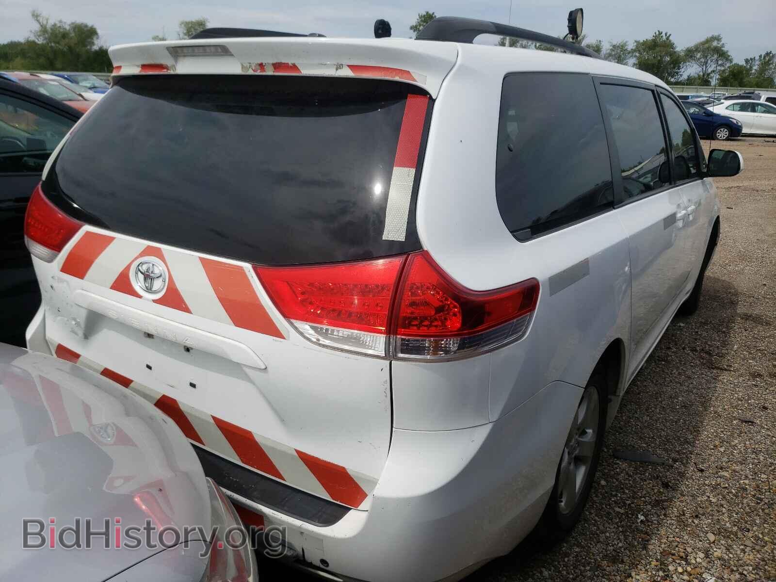 2013 TOYOTA SIENNA - VIN: 5TDKK3DC8DS294906 - Фото 4