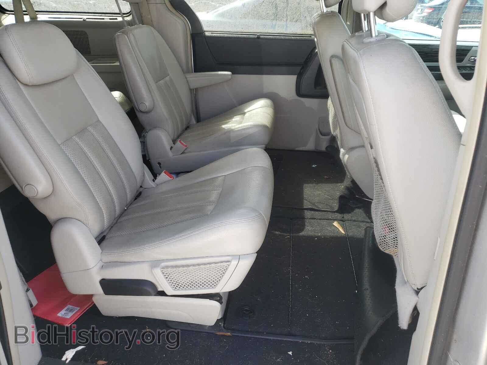 2010 CHRYSLER MINIVAN - VIN: 2A4RR5D14AR286224 - Фото 6