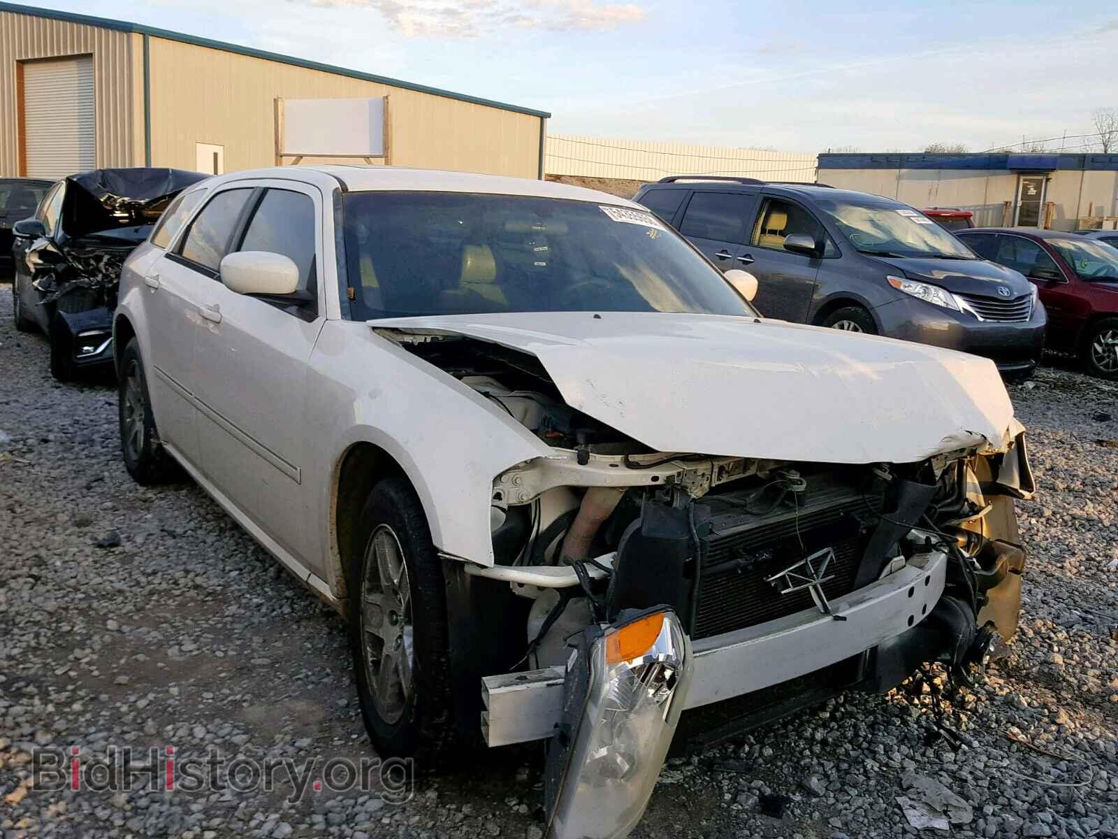 Photo 2D4FV47VX7H757274 - DODGE MAGNUM 2007
