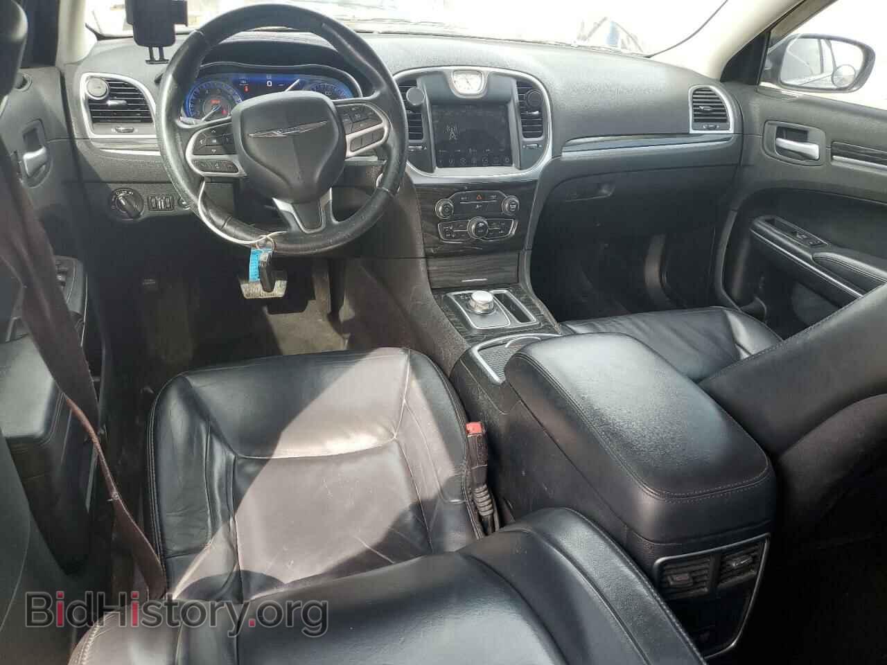 2017 CHRYSLER 300 - VIN: 2C3CCARG9HH580340 - Фото 8
