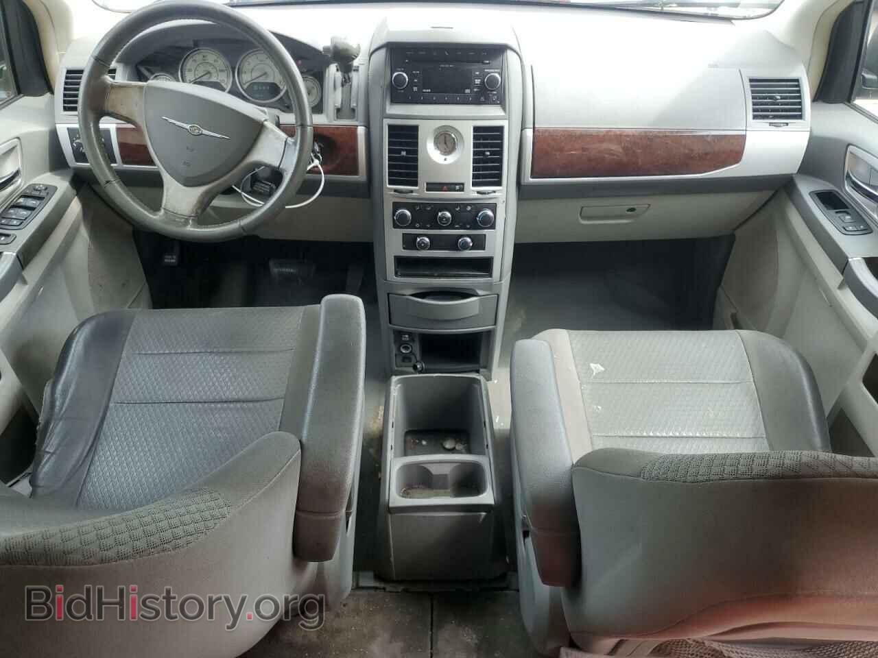 2010 CHRYSLER MINIVAN - VIN: 2A4RR5D10AR273535 - Фото 8