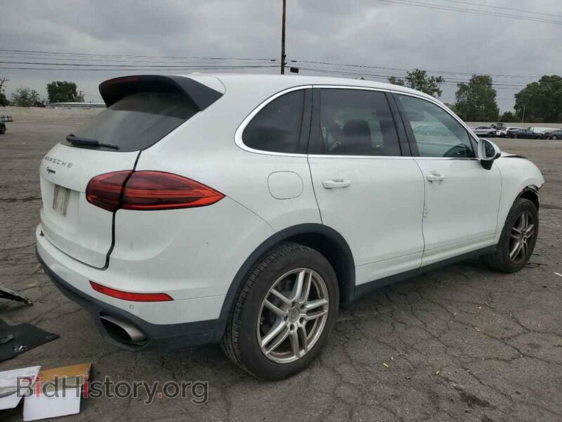 2018 Porsche CAYENNE (VIN WP1AA2A25JKA01193) — фото 3 из 13