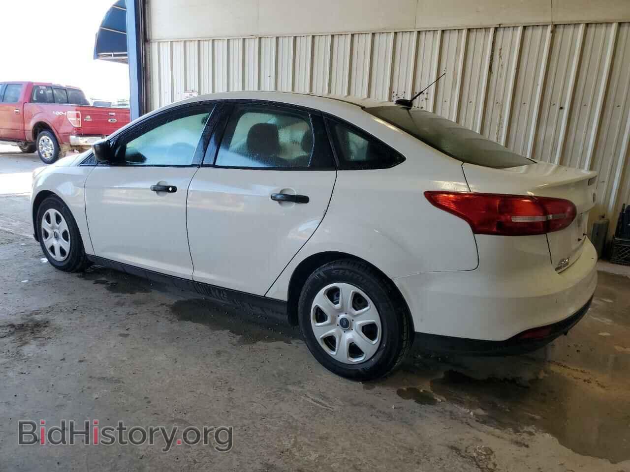 2017 FORD FOCUS - VIN: 1FADP3E24HL207628 - Фото 2