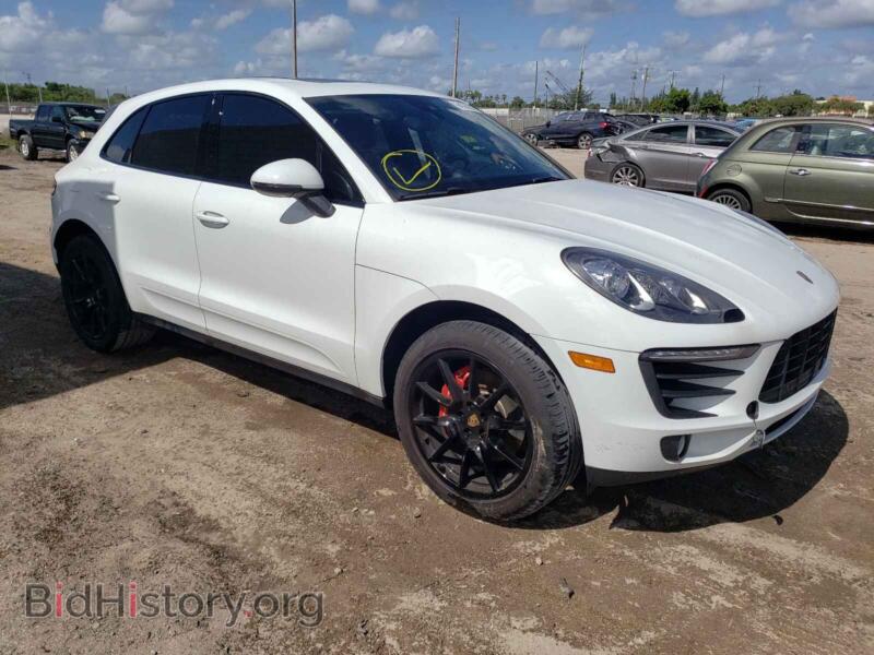 2017 Porsche MACAN (VIN WP1AB2A51HLB14389) — photo 1 of 10, Copart, damage: side