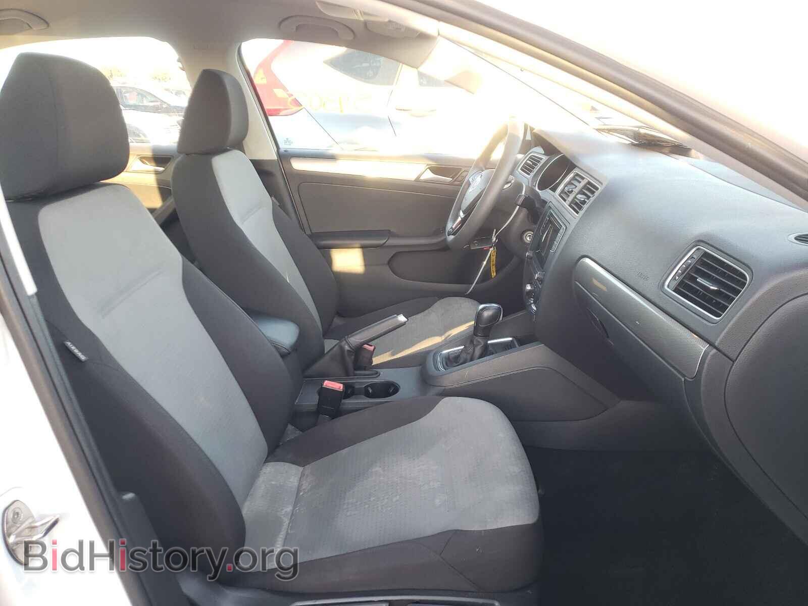 2017 VOLKSWAGEN JETTA - VIN: 3VW2B7AJ6HM400962 - Photo 5