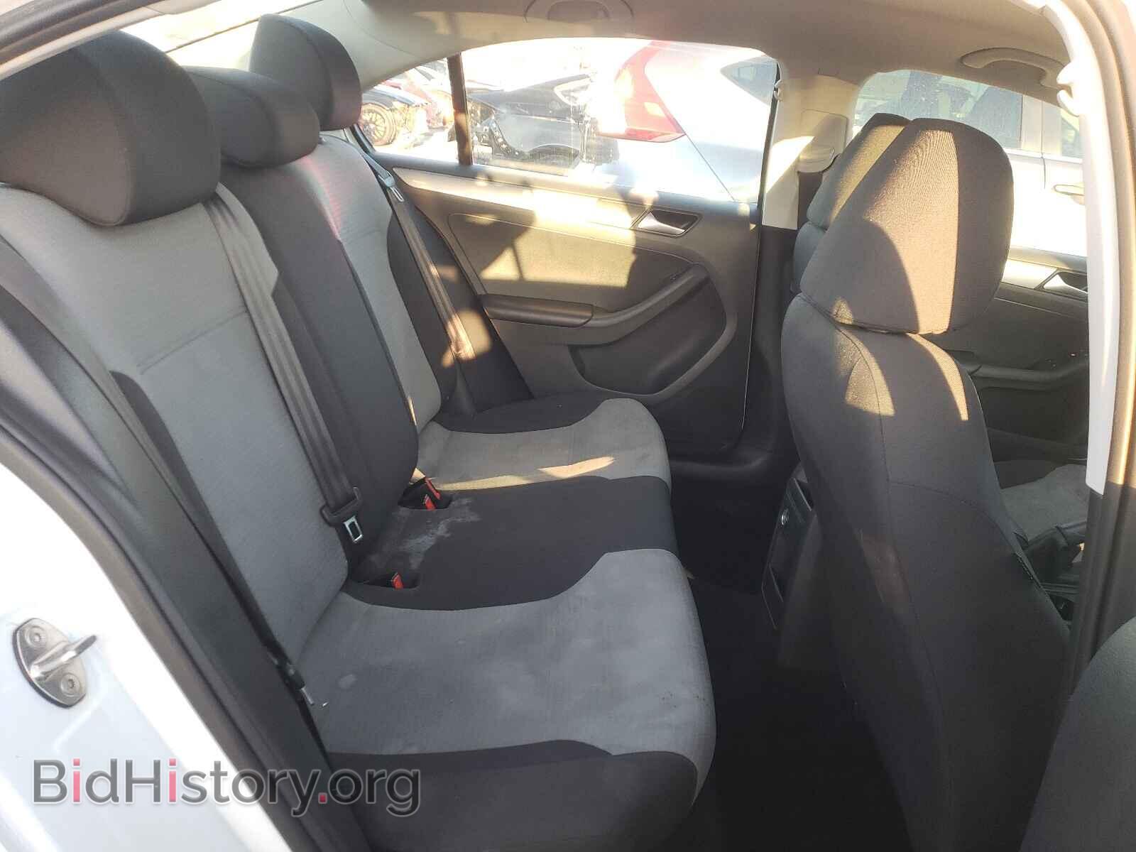 2017 VOLKSWAGEN JETTA - VIN: 3VW2B7AJ6HM400962 - Photo 6